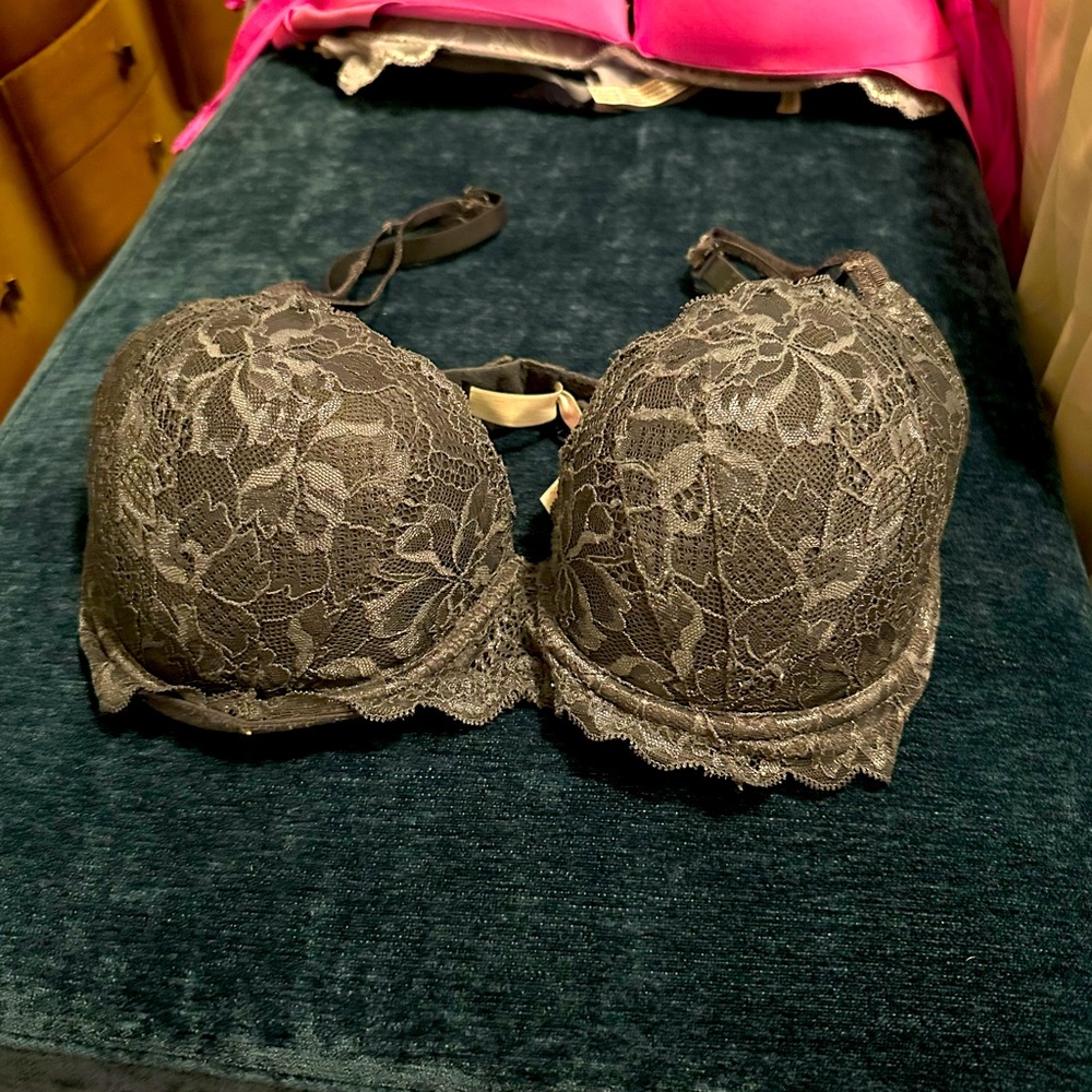 36d Victoria’s Secret pink balconet push up bra